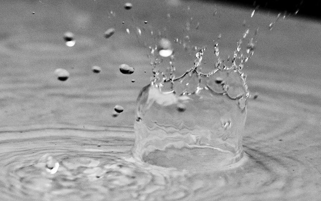 Thuy-ngan-trong-nguon-nuoc-sinh-hoat-Tu-tu-nhien-den-tac-nhan-cong-nghiep